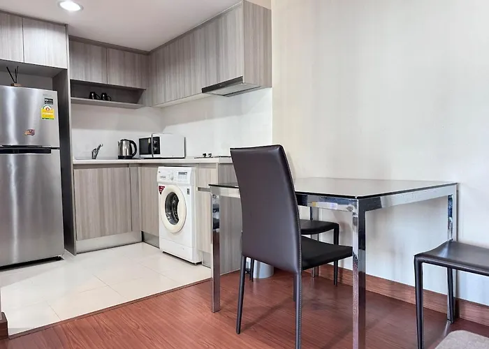 Apartment Sky - Pool - Bts - Gym - Sauna Bangkok
